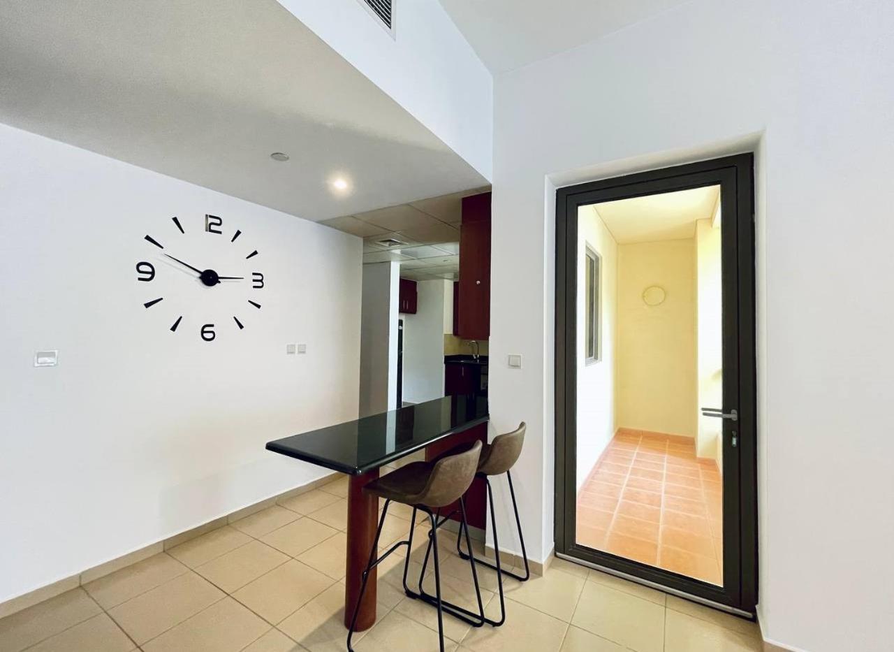 Luxury Jbr Apartments , Beach , Pool , Parking Dubai Exterior photo
